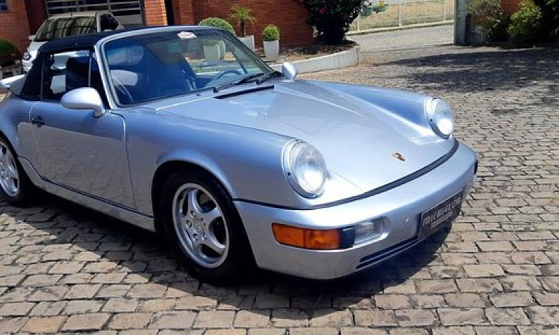 Porsche Carrera 911 ...