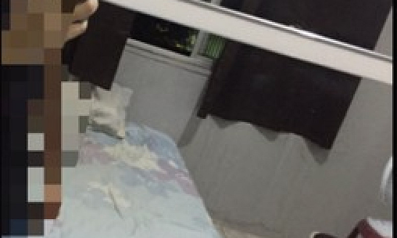 Alugo Quarto ...