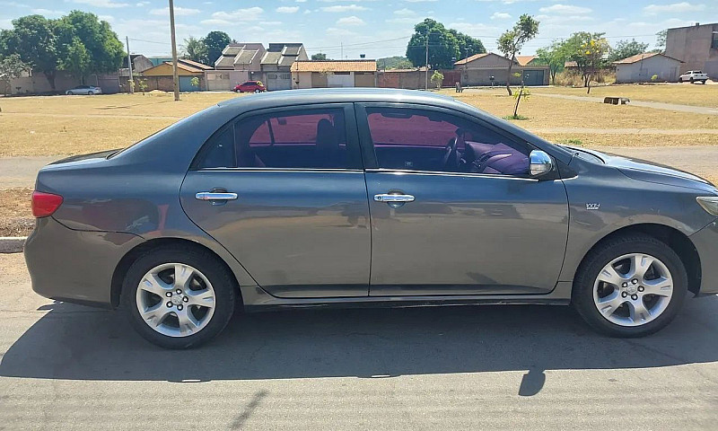 Toyota Corolla Xei 1...