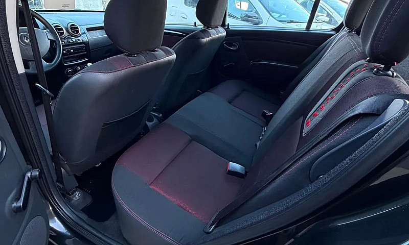 Renault Sandero Step...