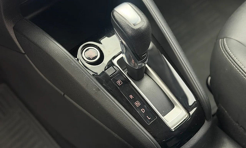 Nissan Kicks Advance...