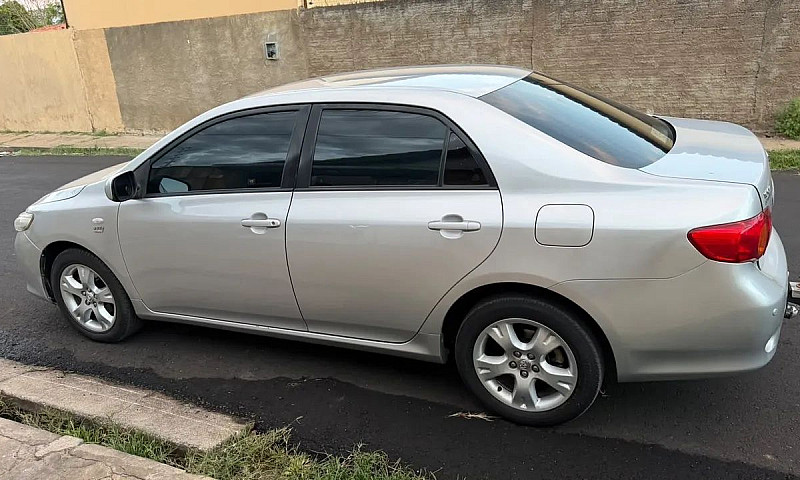Toyota Corolla Gli 1...