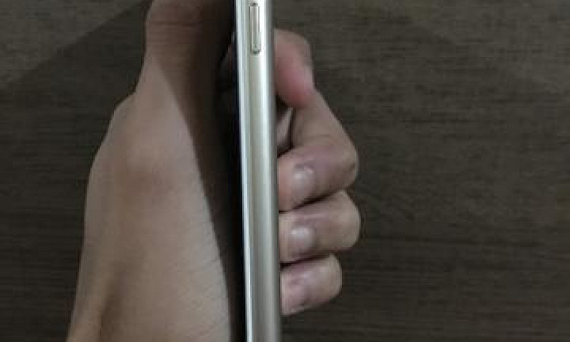 Vendo Novo J7 Prime...