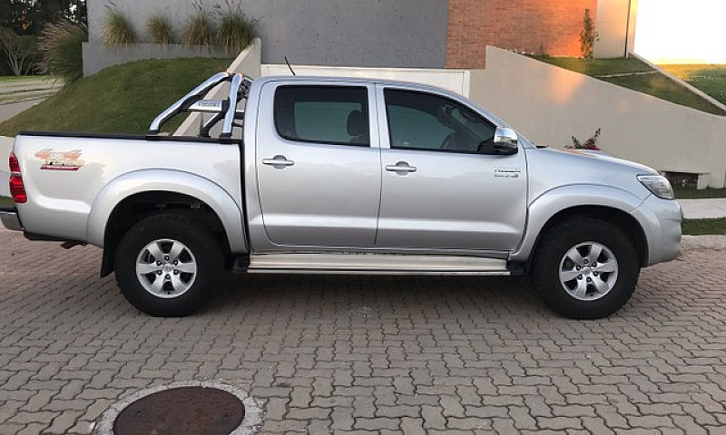 Hilux Cd Srv D-4 D 4...