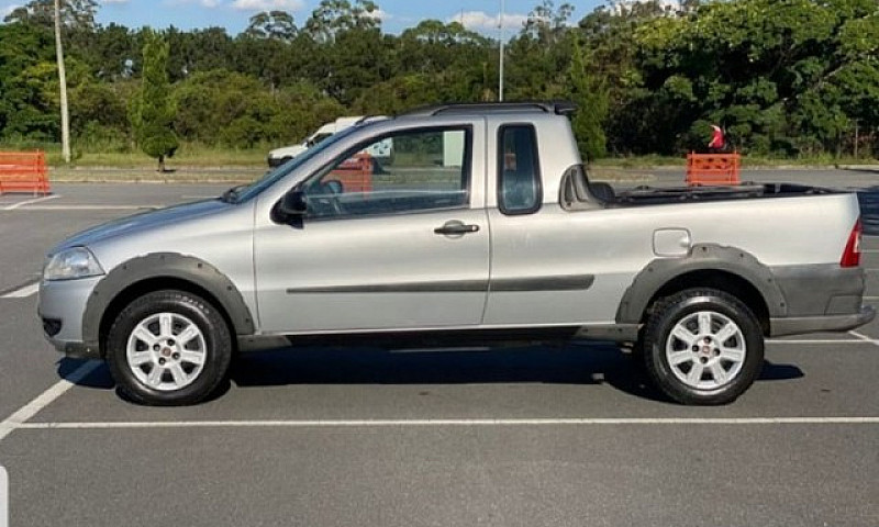 Vendo Strada 1.4 Par...