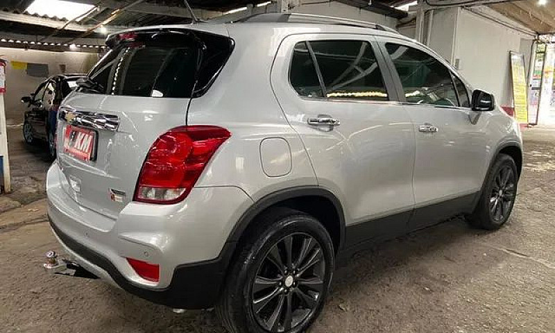 Chevrolet Tracker Pr...