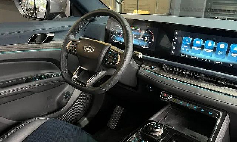 Ford Territory Titan...