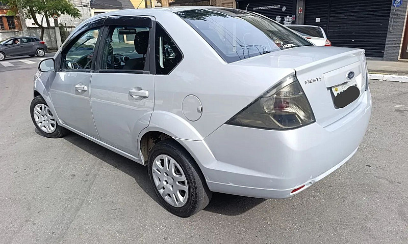Ford Fiesta 1.6 Comp...