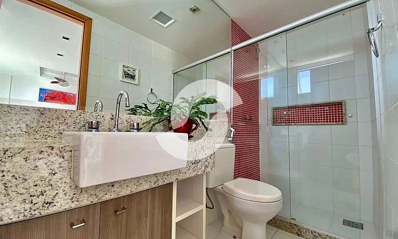 Cobertura De 290 M² ...