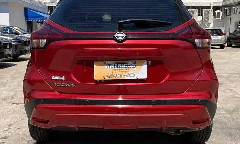 Nissan Kicks Exclusi...