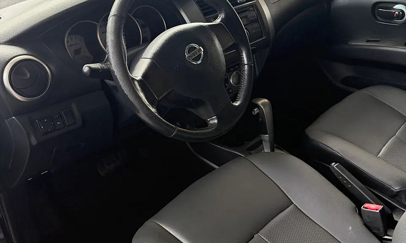 Nissan Livina Grand ...