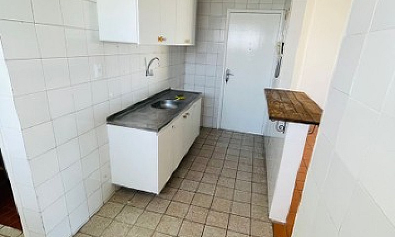 Alugo Apto 2 Quartos...