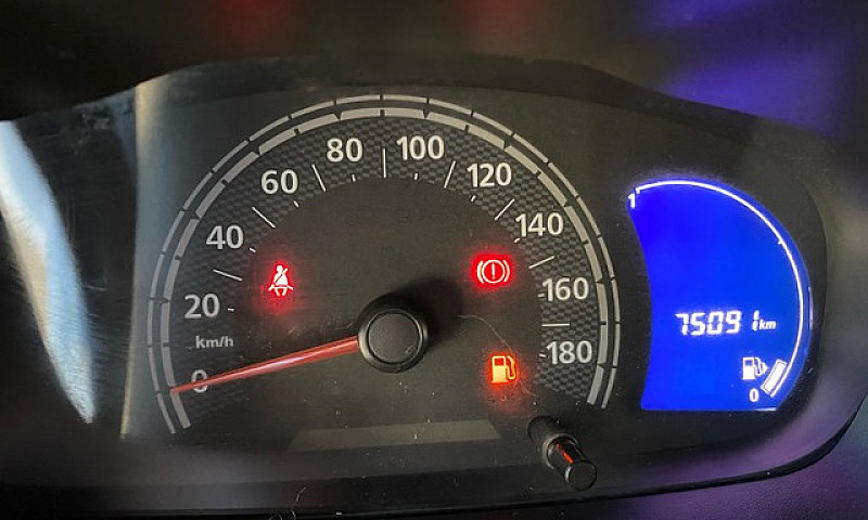 Kwid 1.0 2018...