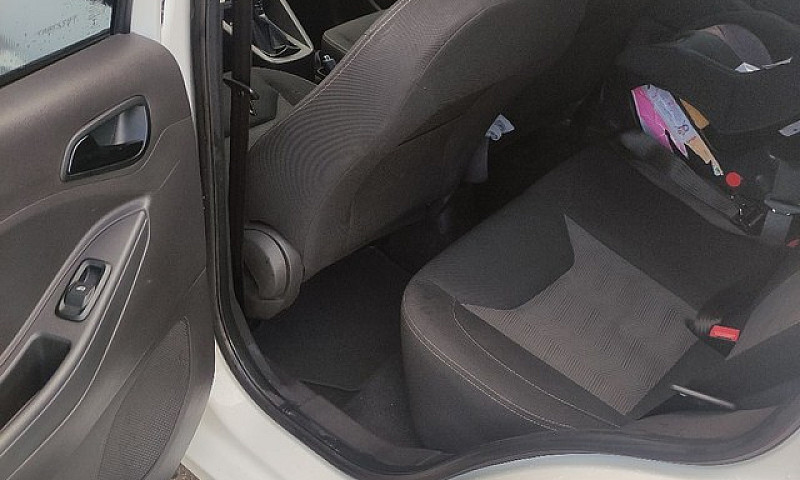 Ford Ka Sedan 1.5 An...