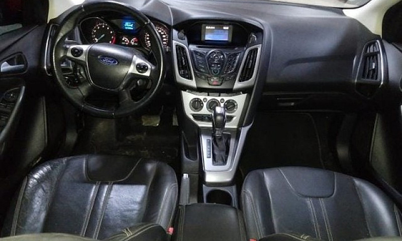 Ford Focus 1.6 Aut  ...