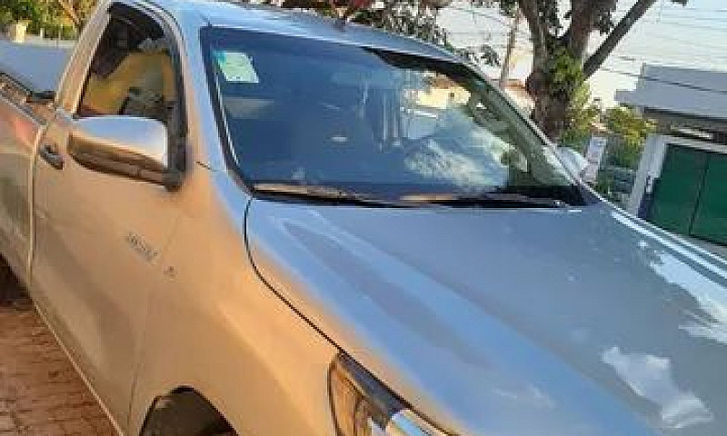 Hilux Cabine Simples...