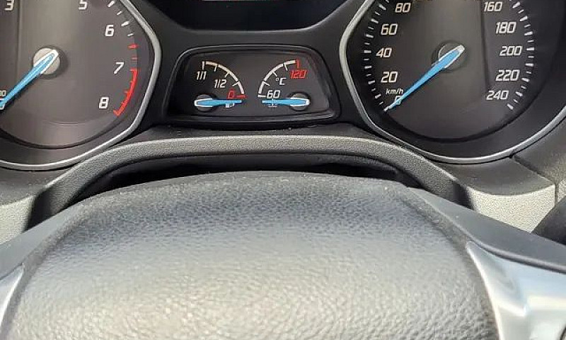 Ford Focus Sedan...