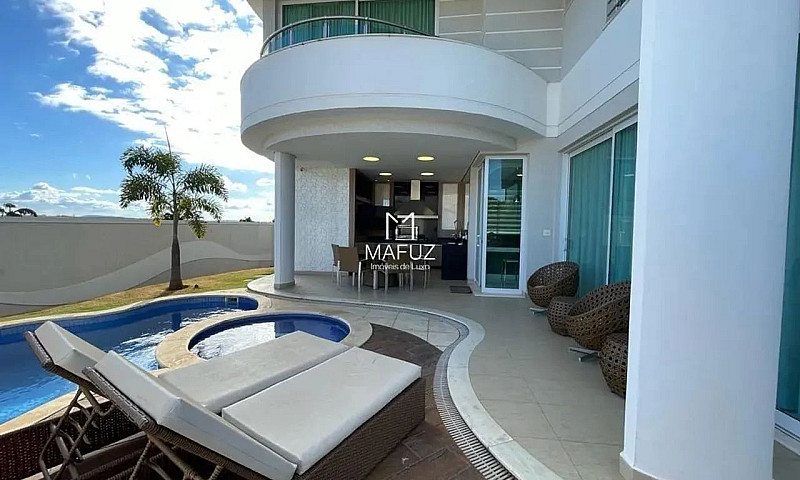 Casa Com 4 Dormitóri...
