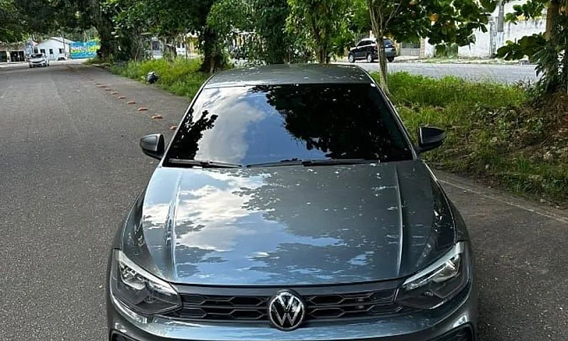 Volwaguen Polo Track...