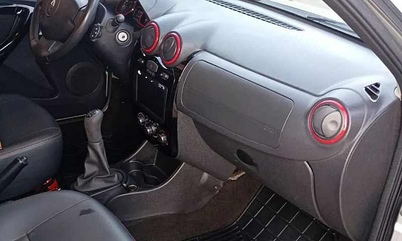 Renault Sandero Step...