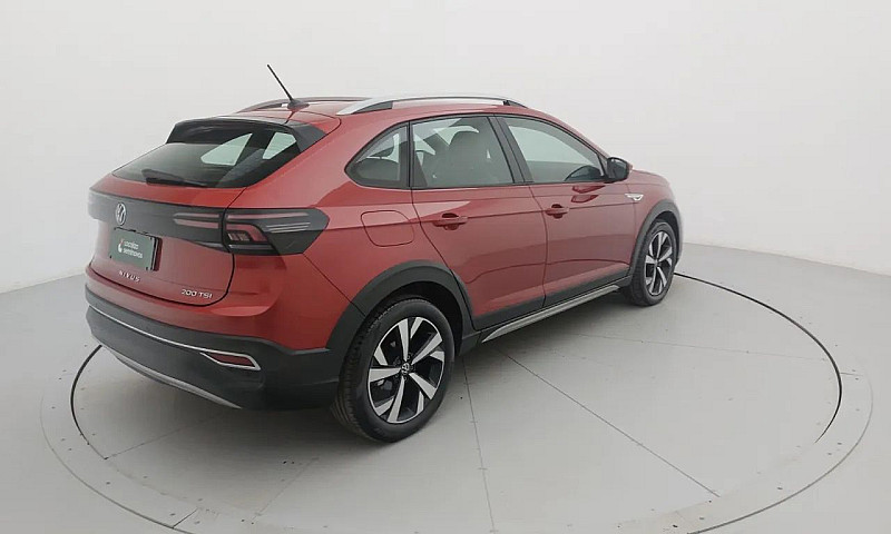 Volkswagen Nivus Hig...