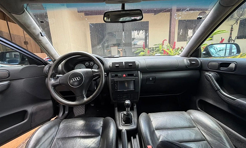 Audi A3 1.8 Turbo 5P...