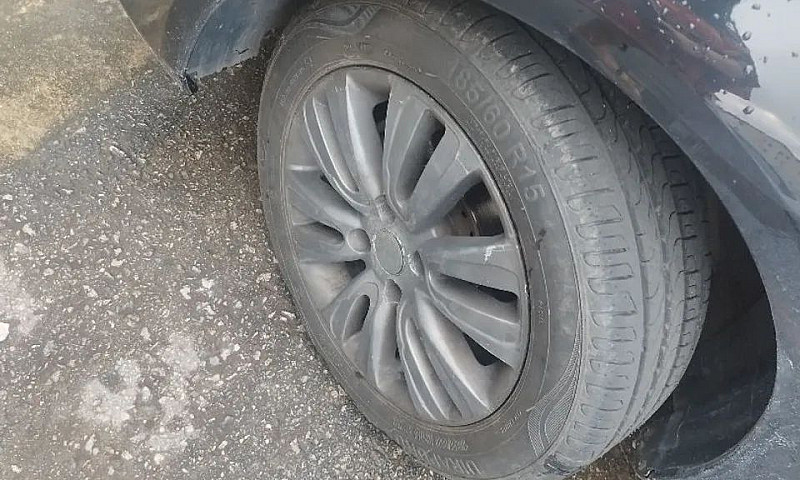 Volkswagen Voyage 1....