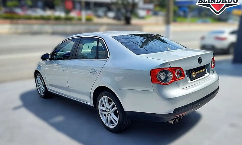 Volkswagen Jetta 2.5...