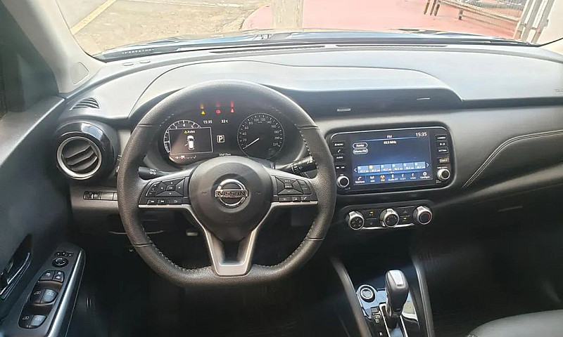 Nissan Kicks Advance...