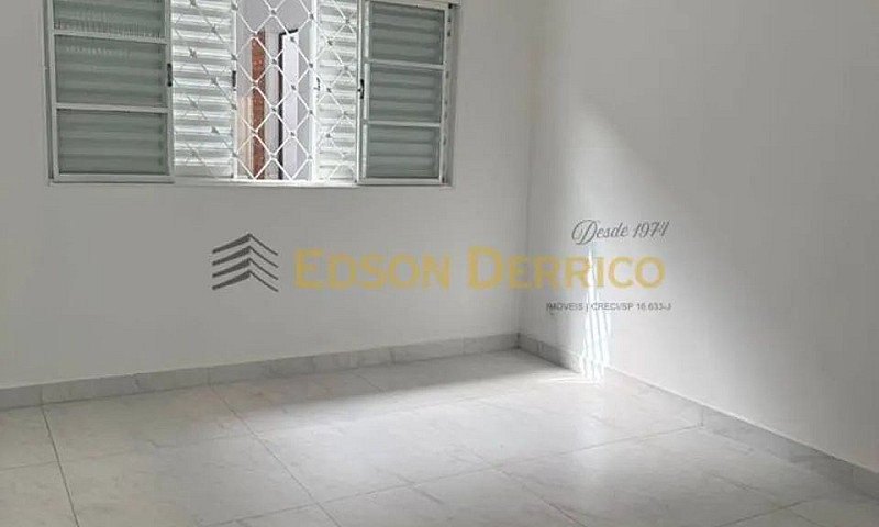 Casa Com 2 Quartos À...