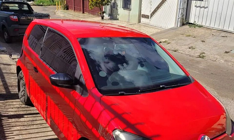 Volkswagen Up! Take ...