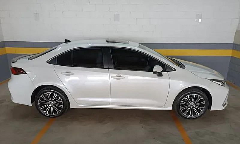 Corolla Altis Premiu...