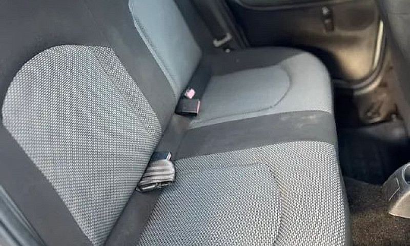 Peugeot 207 Xr 1.4 F...