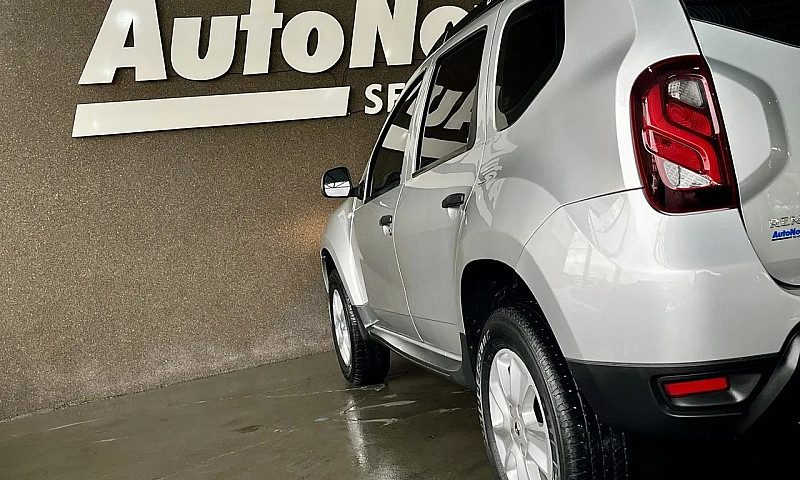 Renault Duster Expre...