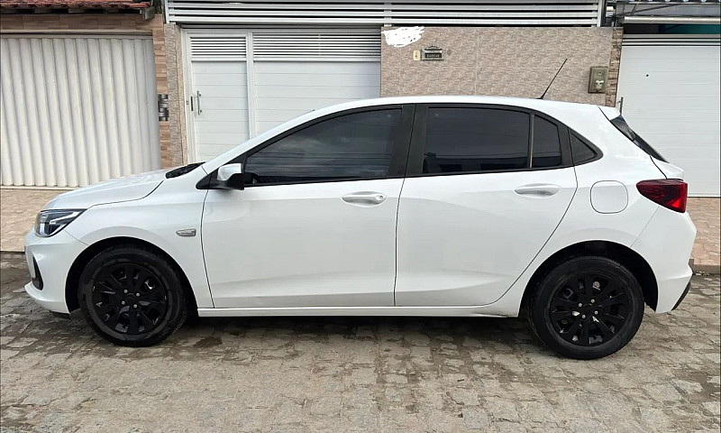 Chevrolet Onix Hatch...