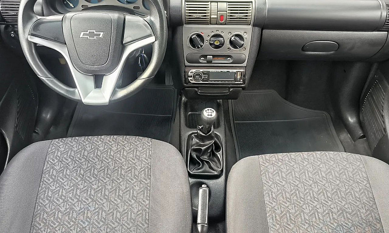 Chevrolet Corsa Seda...