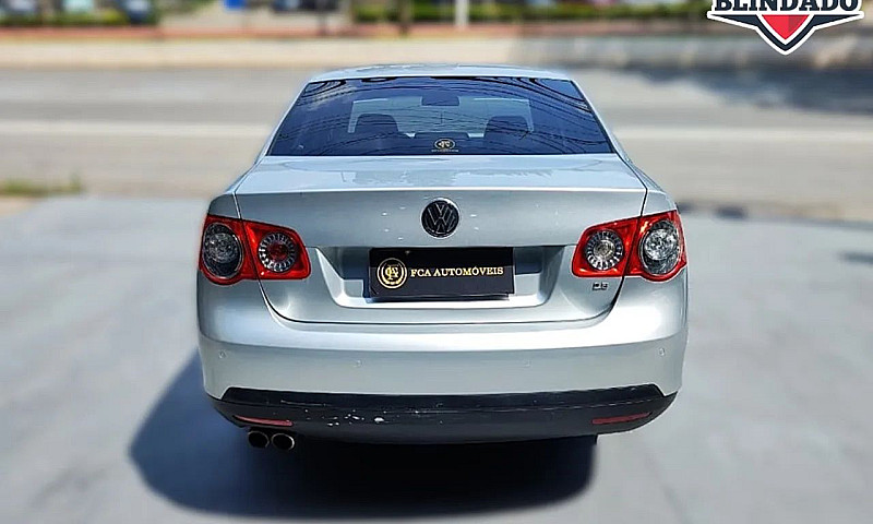 Volkswagen Jetta 2.5...
