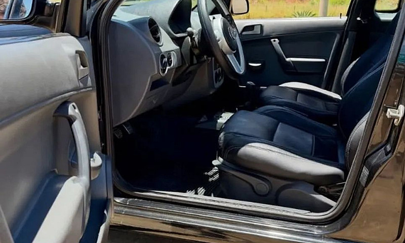 Volkswagen Saveiro S...
