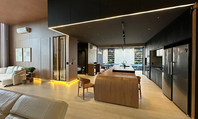 Casa Com 4 Suítes À ...