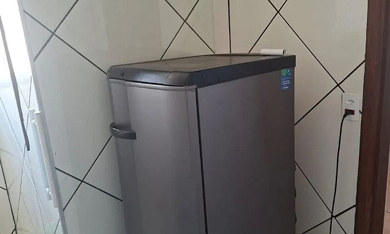 Aluga Se Apartamento...