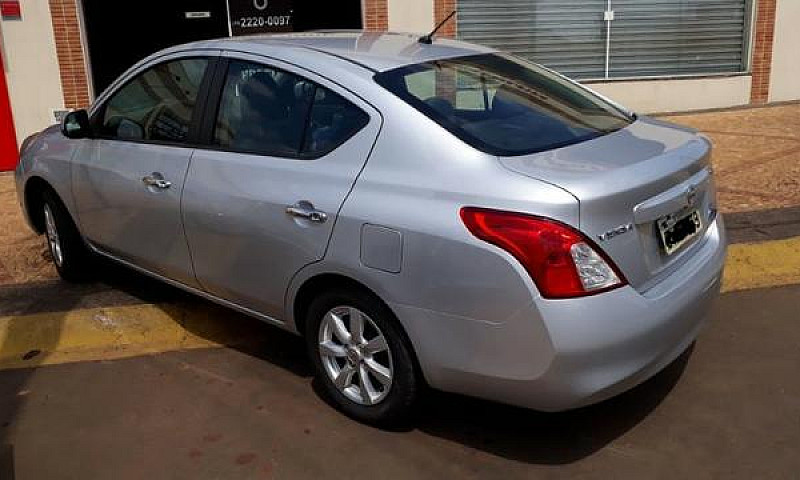 Nissan Versa Em Perf...