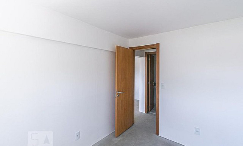 Apartamento À Venda ...