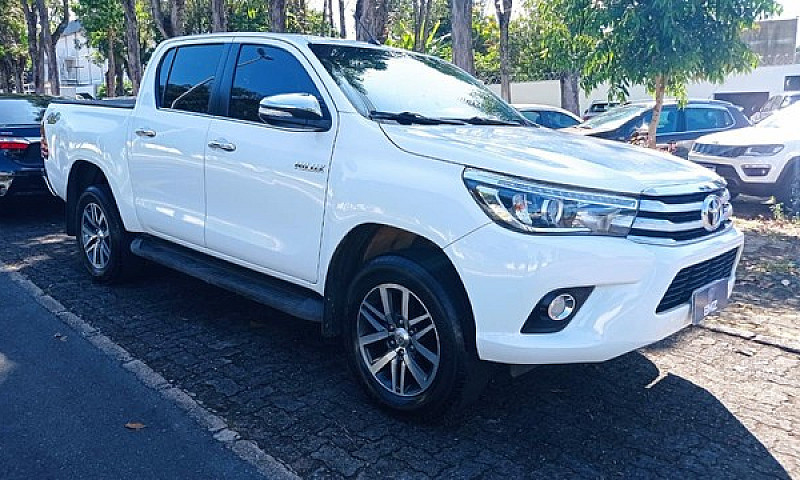 Toyota Hilux...