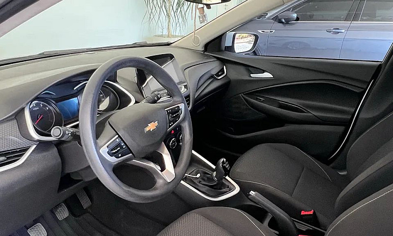 Chevrolet Onix Hatch...
