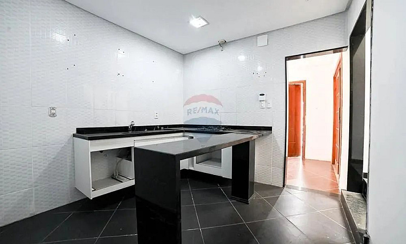 Casa Na Rua Das Esme...