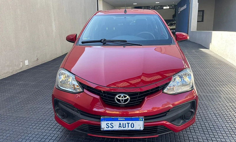 Toyota Etios Xs Seda...