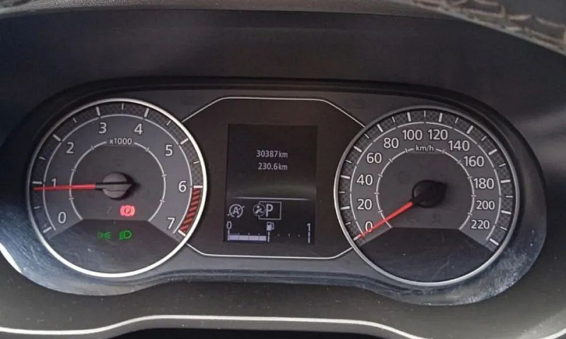 Renault Duster Iconi...