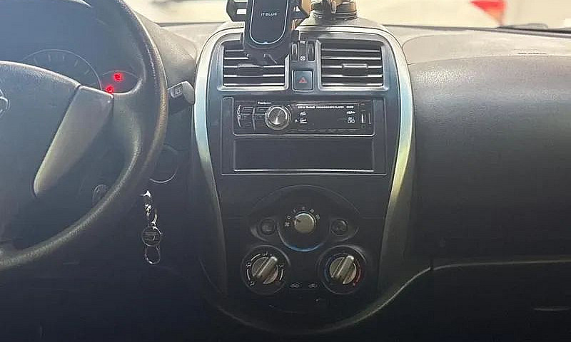 Nissan March 1.0 12V...
