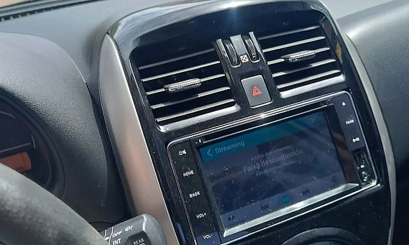 Nissan March Rio2016...