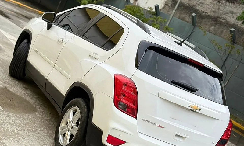 Chevrolet Tracker Lt...